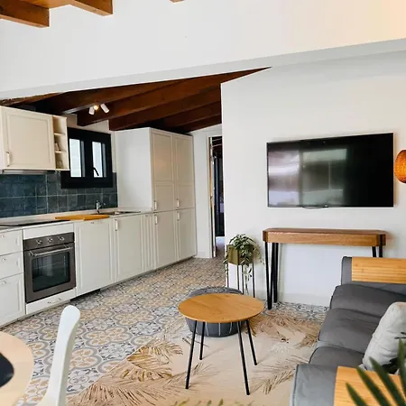 Village Aparthotel *