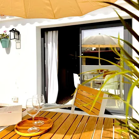 Aparthotel Village *