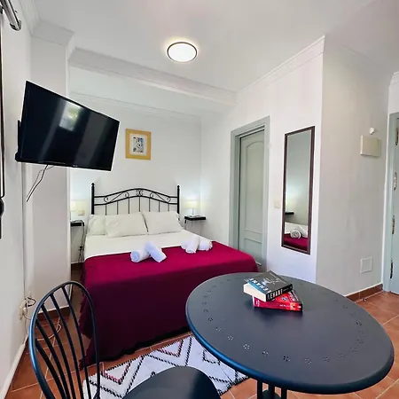 Aparthotel Village
