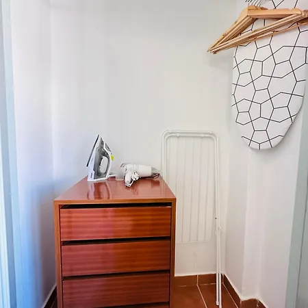 Village Aparthotel *
