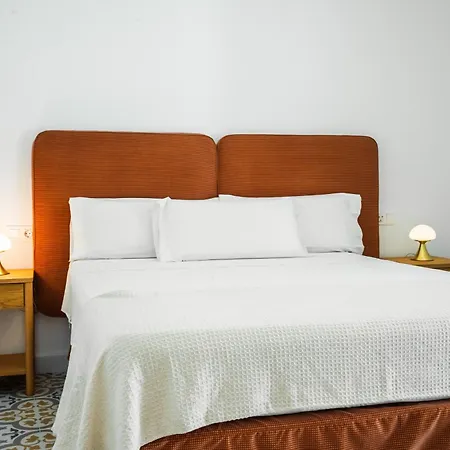 Aparthotel Village *