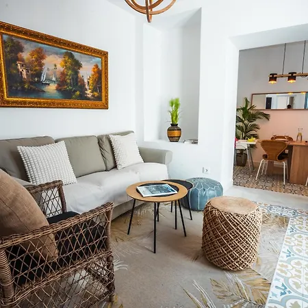 Village Aparthotel