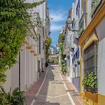 شقة فندقية Village 3*