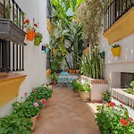 شقة فندقية Village